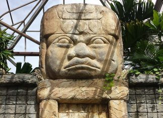 Nevis: Go Back in Time and Explore Its Plantations nevis-garden-statue