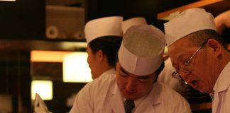 6 expériences culinaires à ne pas manquer à Tokyo tokyo_dining-ntop