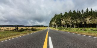 Epic 7 Day Road Trip Through New Zealand’s North Island new_zealand_road_trip-top
